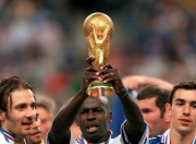 雷火电竞网站-波兰队碾压法国队，马龙惊艳四座