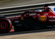 雷火电竞入驻-索伯车队逆转梅赛德斯，汉密尔顿关键制胜