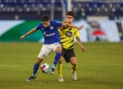 雷火电竞合作-包含沙尔克客场憾负，保级之路崎岖的词条