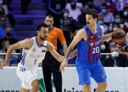 雷火电竞-欧洲篮球精英联赛决赛明星对决，谁能笑到最后？