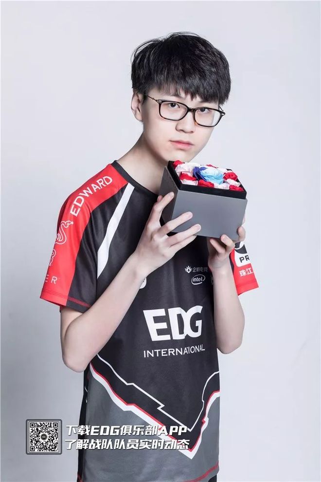 MAD绝杀EG,Meiko团战一打五八强赛3:0(釜山) MAD绝杀EG,Meiko团战一打五八强赛3:0(釜山)