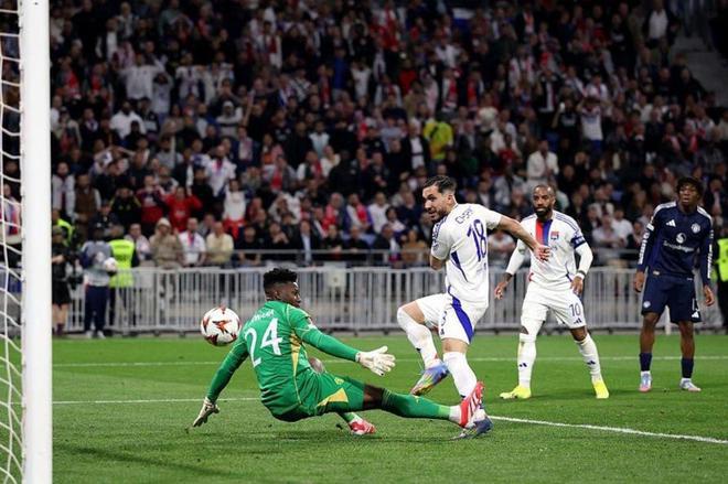 巴萨力克曼联,C罗扑点救主欧联杯 巴萨力克曼联,C罗扑点救主欧联杯