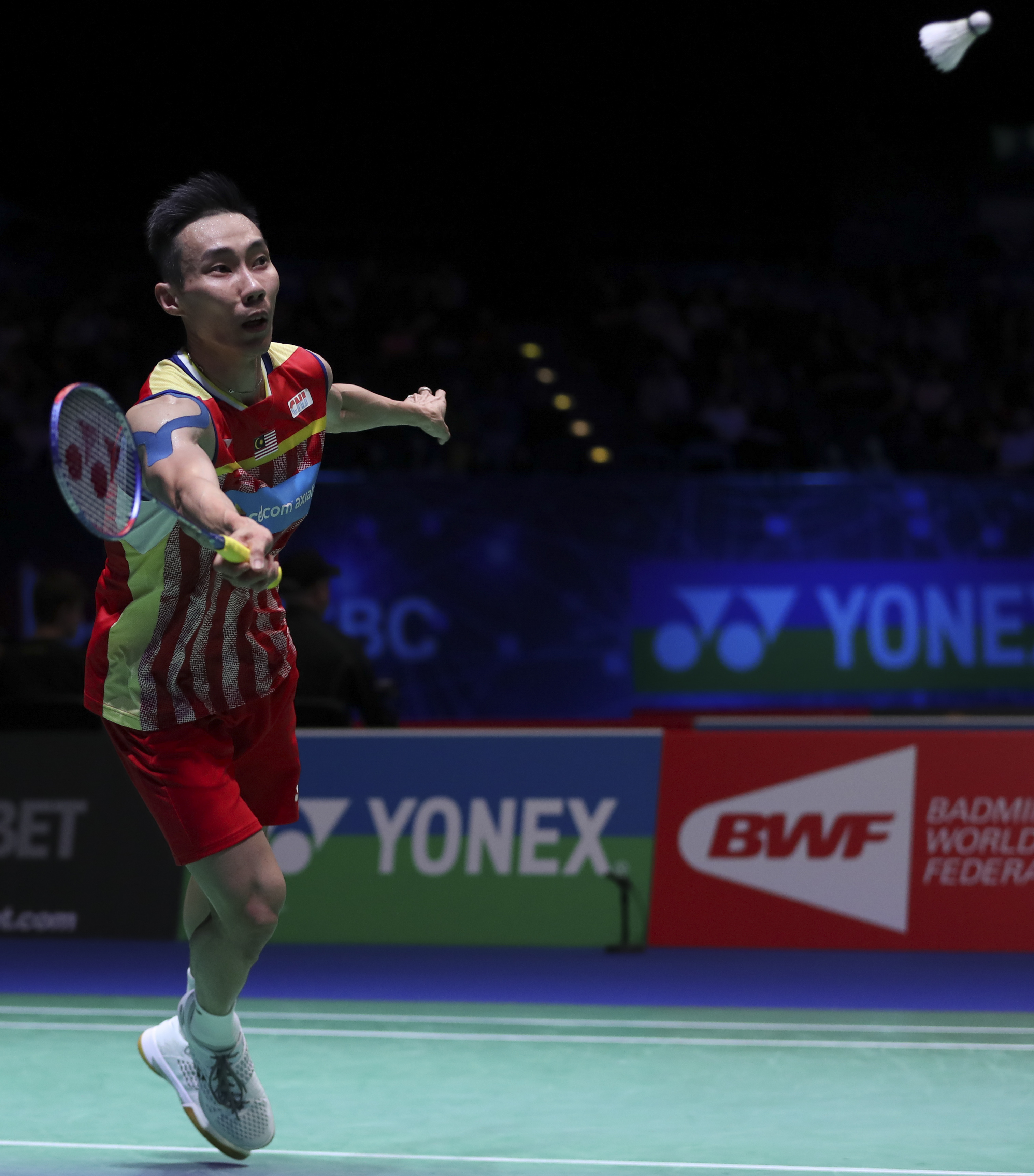 韩国羽毛球队横扫法国羽毛球队，林丹惊艳世界